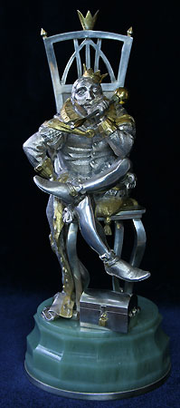 серебряная скульптура шахмата белый Король